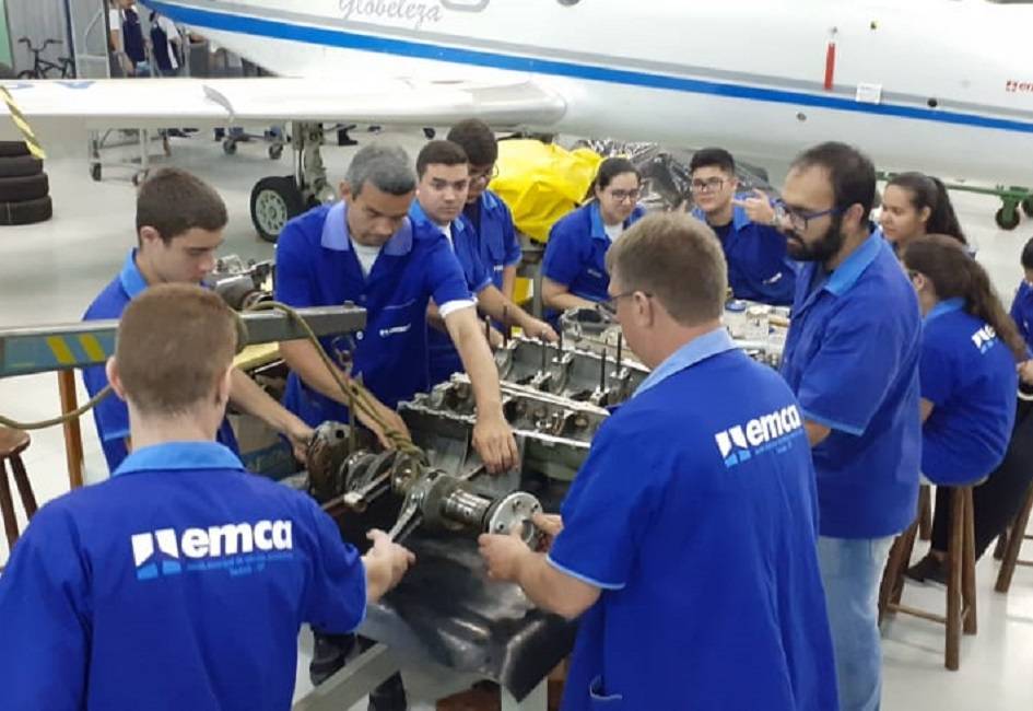 EMCA oferece curso gratuito de manutenção de aeronaves com inscrições abertas em Taubaté