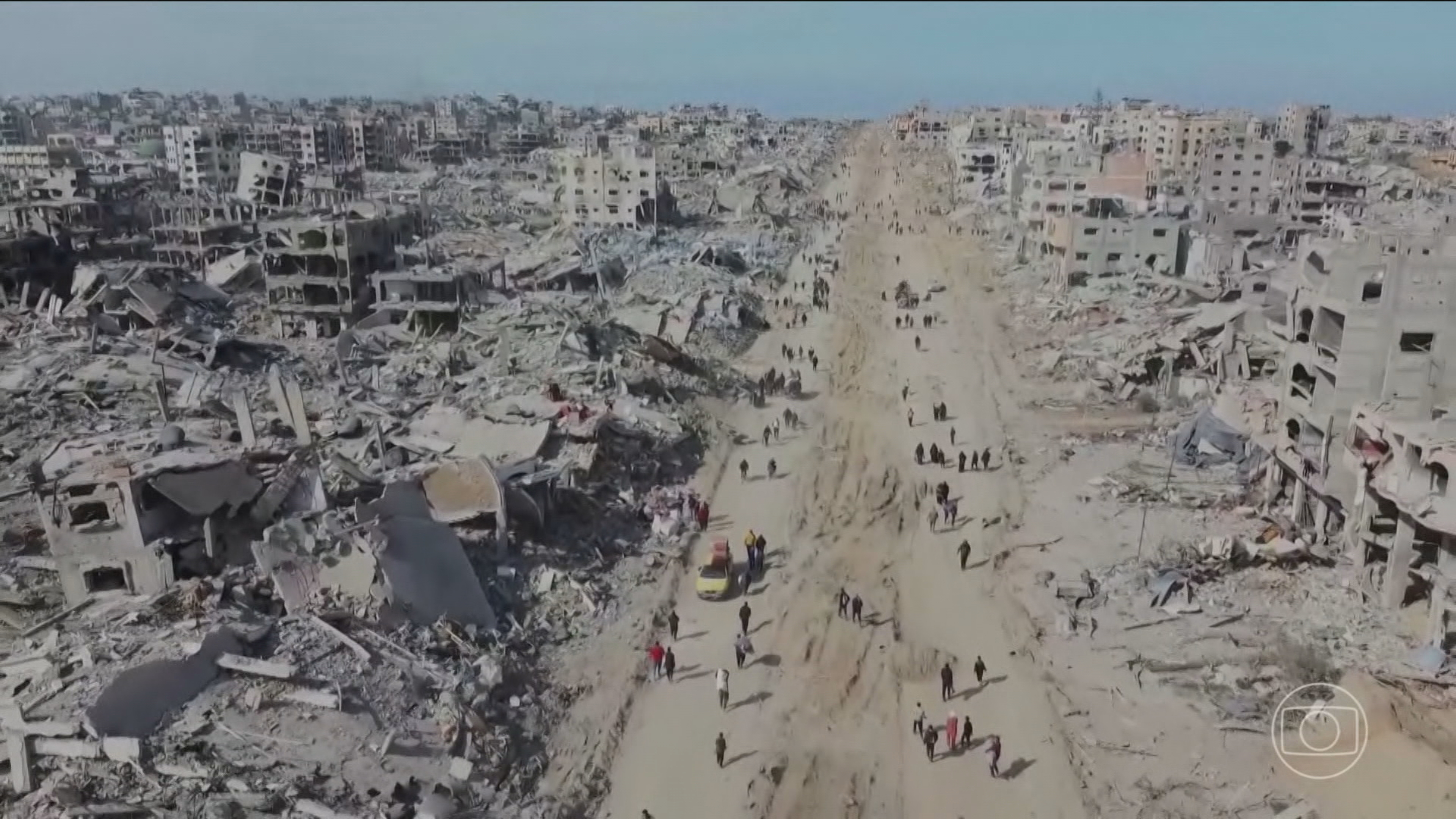 Trump defende controle de Gaza e retirada dos Palestinos, gerando reações internacionalmente