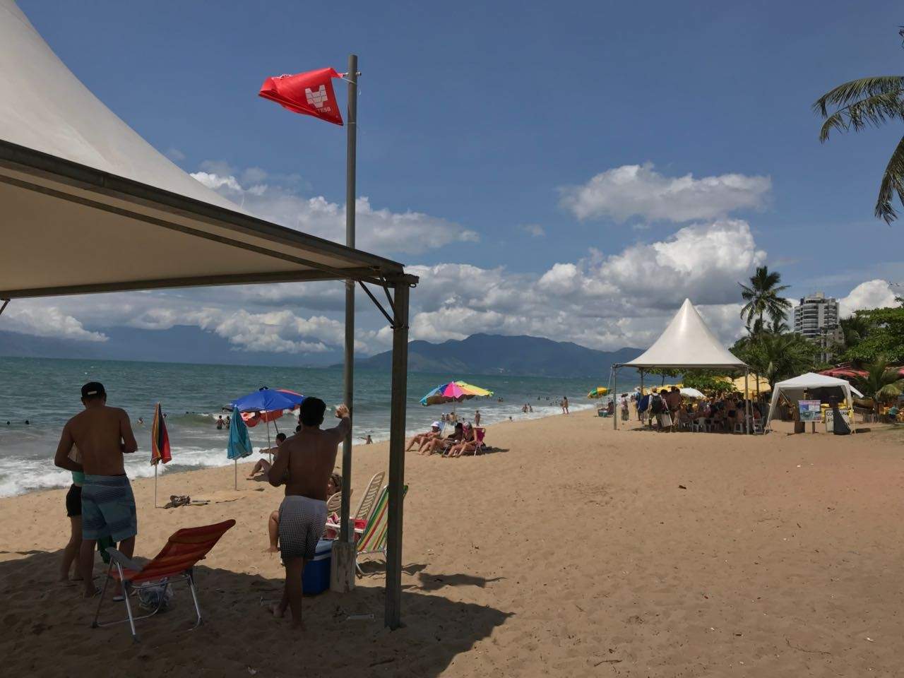 Relatório atualizado: 25 Praias do Litoral de São Paulo estão impróprias para banho