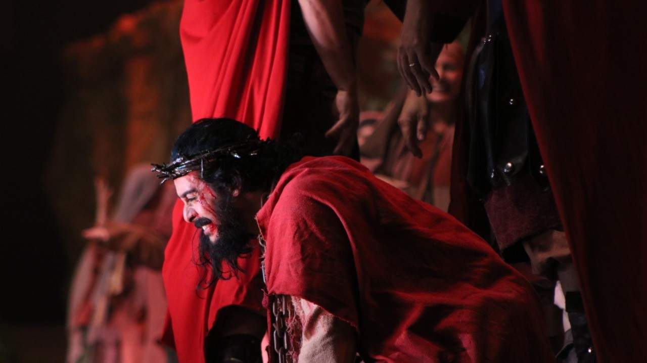 Auto de Páscoa celebra 20 anos com apresentações esgotadas em São José dos Campos