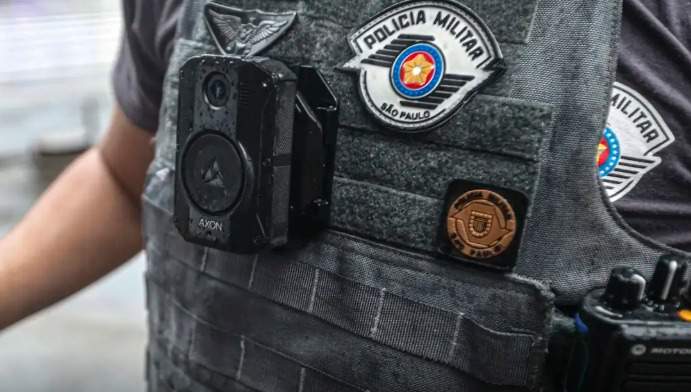 Governo de SP prorroga testes de câmeras corporais da PM em São José dos Campos