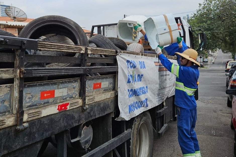 Ação contra a dengue recolhe mais de 1,7 tonelada de materiais em São José