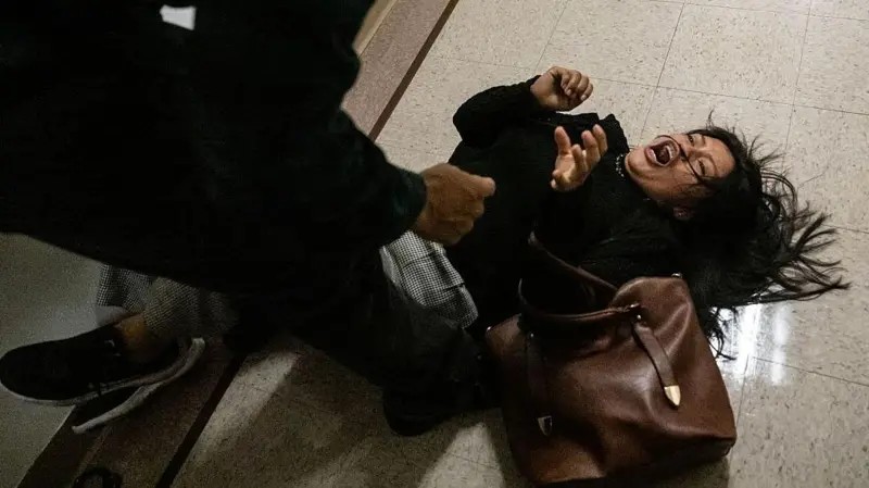 ‘Foi tão agressivo que fiquei apavorada’: a equatoriana jogada no chão por agente de imigração nos EUA